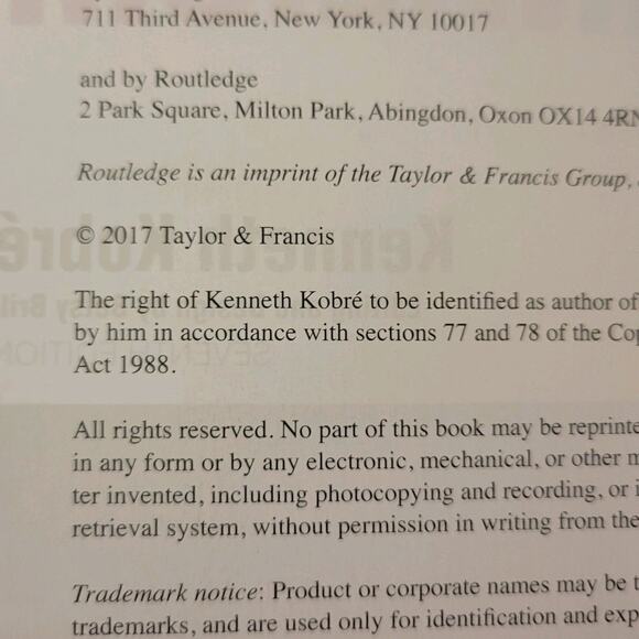 Photojournalism: The Professionals' Approach Paperback Routledge 9781138101364 - Picture 8 of 11